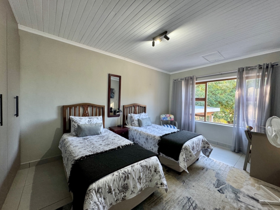 4 Bedroom Property for Sale in Mossel Bay Central Western Cape